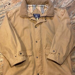 Vintage Burberry’s Men’s Coat L